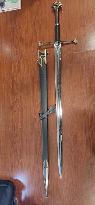 Medieval Sword W/Scabbard 50.5