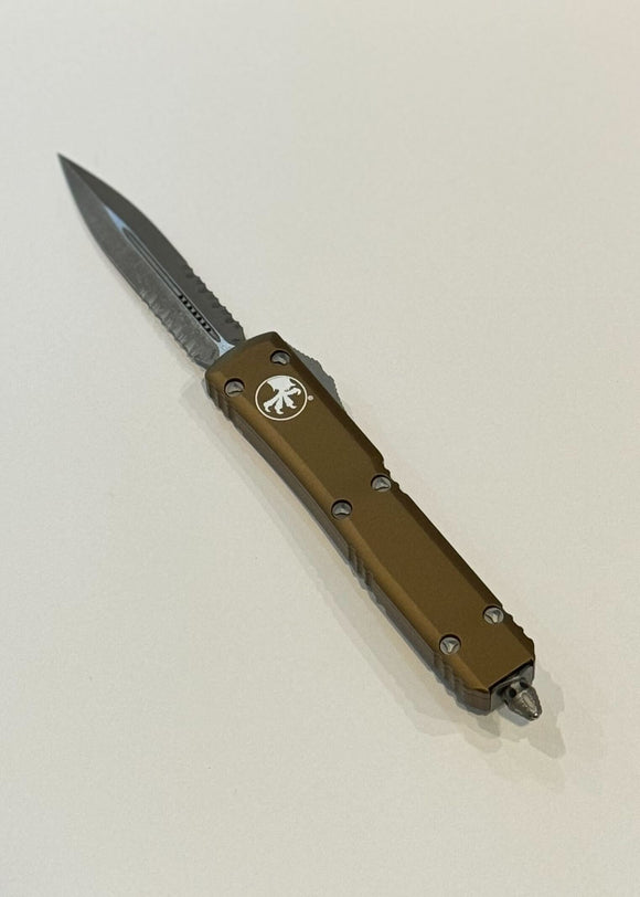 Microtech Ultratech OTF Auto Knife Premium SS Serr. Blade/Tan Alum. Handle SKU 122-11APTA