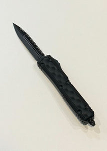 Microtech Makora OTF Auto Knife Bohler M390 SS Full Serr., Plain Blade/Black Alum. Handle SKU 206-3TBIS