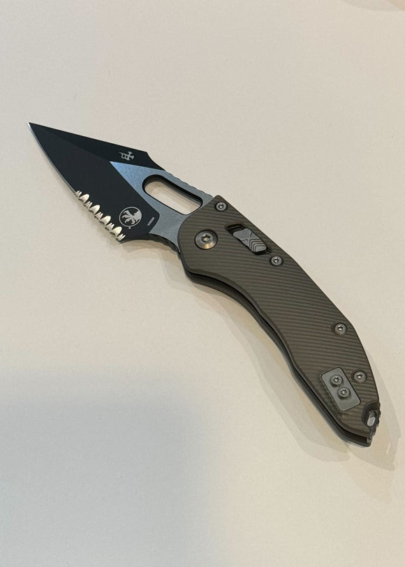 Microtech/Borka Blades Stitch RAM-LOK Manual Folding Knife Wharncliffe Black Half Serr. Blade/Gray Fluted Alum. Handle SKU 169RL-2FLNC